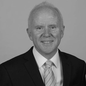 Dr Tim Smyth